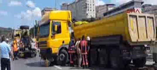 Haliç'te trafik felç... Kaza yerinden ilk görüntüler