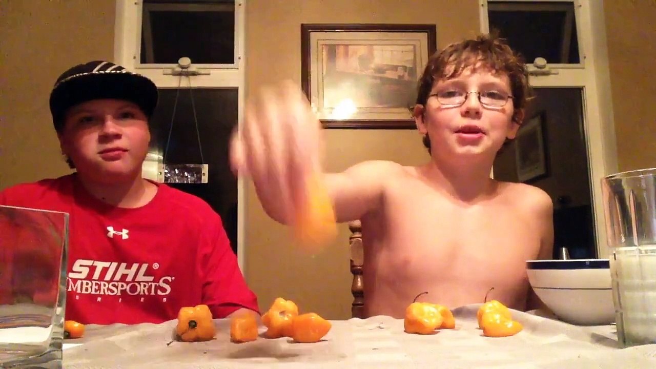 HOT pepper challenge habanero pepper (vomit warning)