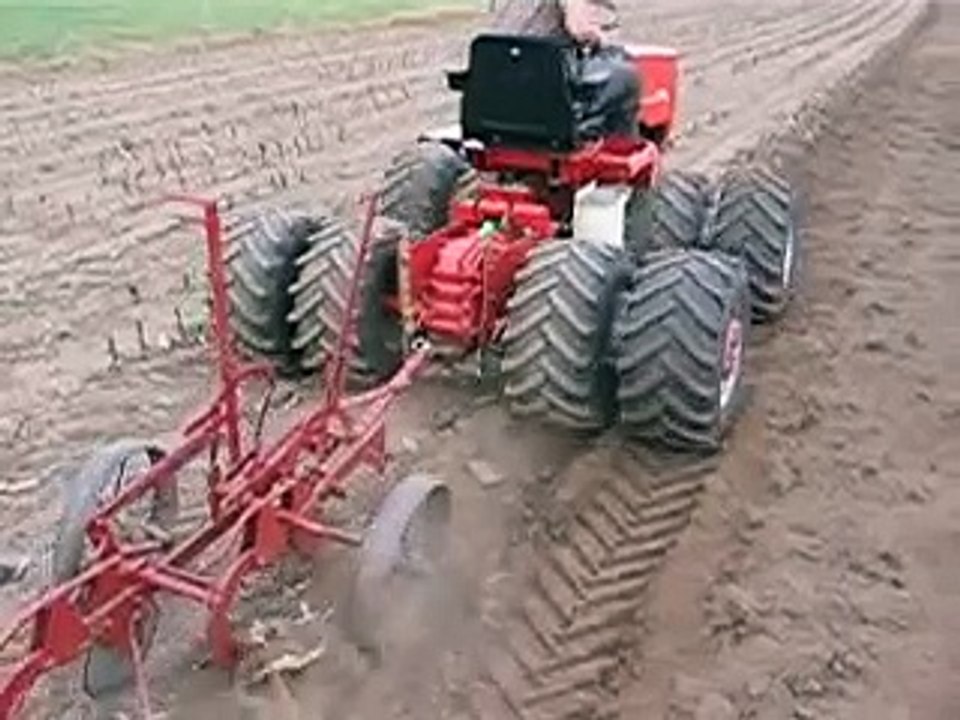 Ducky's 4855 Massey Ferguson pulling a 2 bottom plow