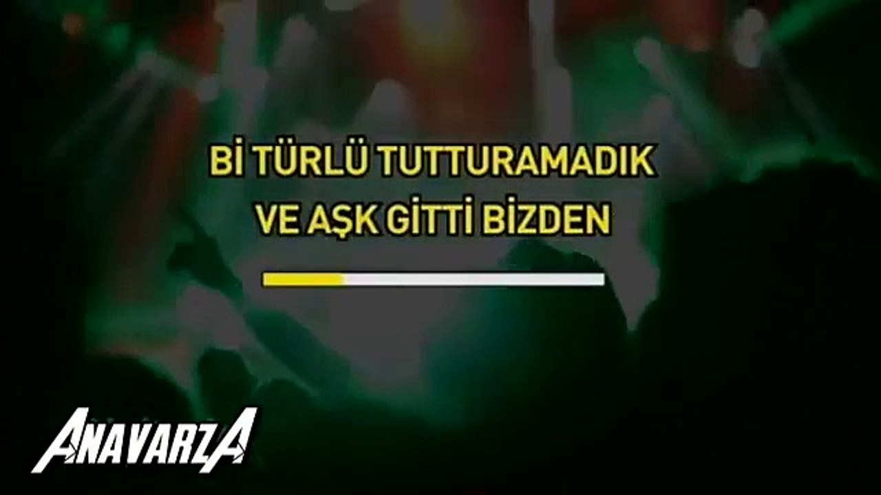 Tarkan - Aşk Gitti Bizden Karaoke
