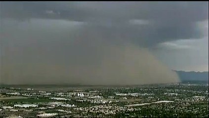 Etats-Unis : un important nuage de poussière recouvre Phoenix