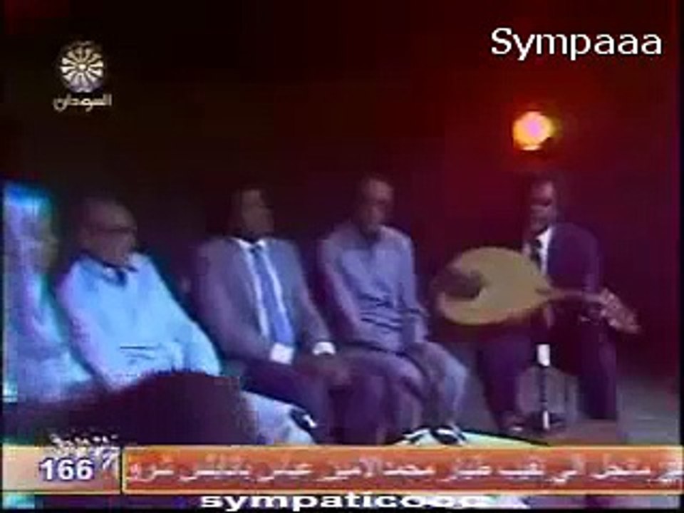 سيف الجامعة - عذبة أنت كالطفولة ( الصباح الجديد) تسجيل قديم