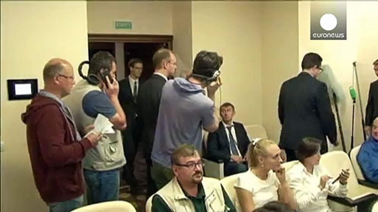 Контактна група домовилася припинити вогонь на...