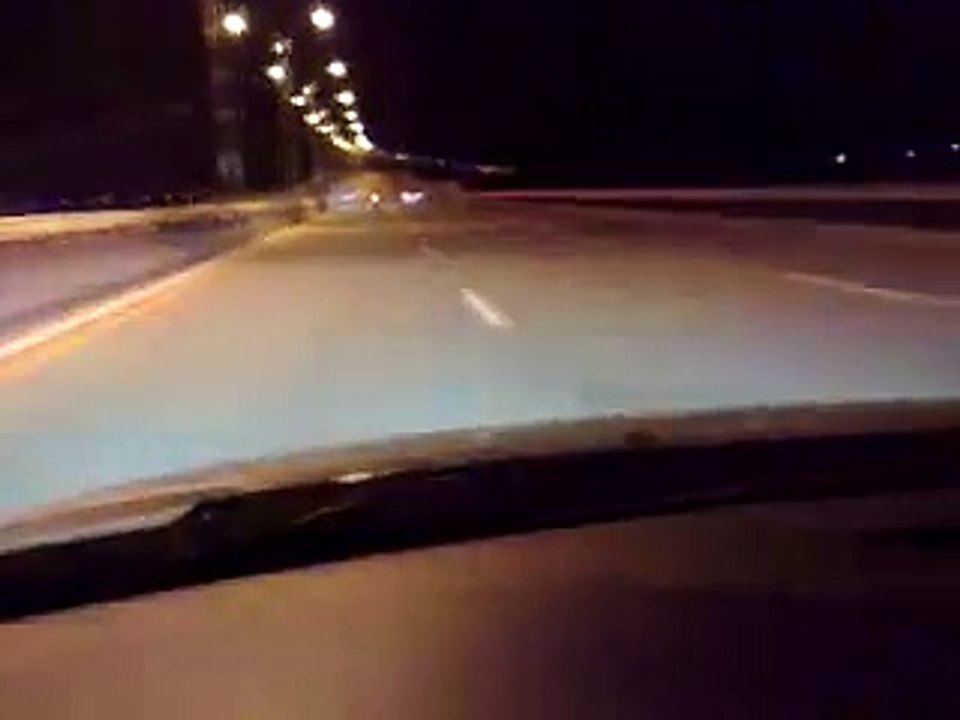 Yamaha R6 2008 vs 2006 BMW 530 (e60)