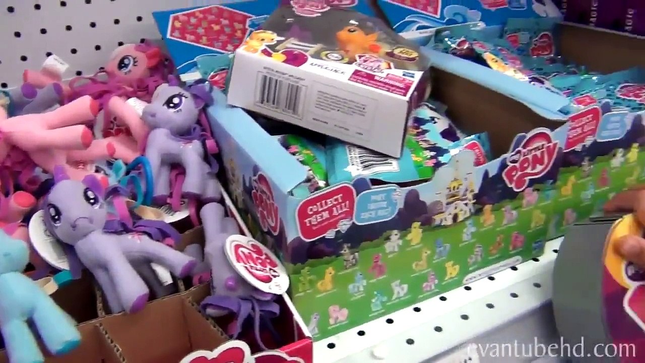 Toys R Us Shopping Episode 2   Skylanders, LEGO, Despicable Me 2, Turbo, Monster High an