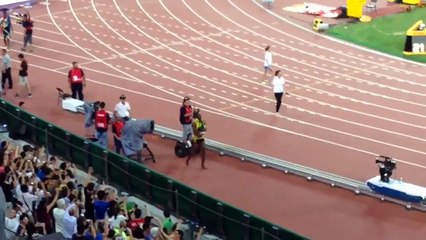 Kameraman Usain Bolt’u böyle düşürdü
