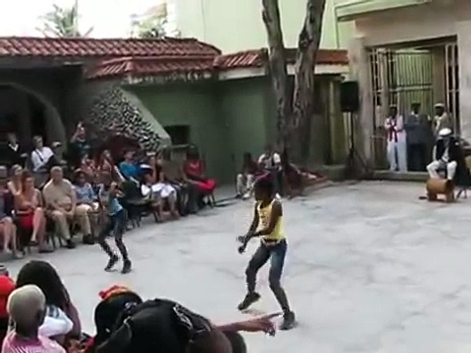 cuban kids dancing