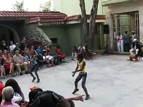 cuban kids dancing