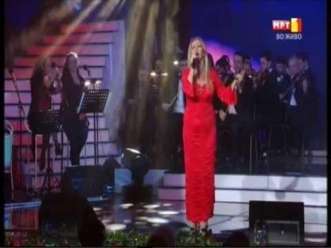 Blagica Pavlovska - Majkata nasa Makedonija (Cvetnici 2014)