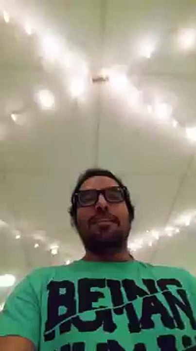 Yasir Hussain invites you to watch Karachi se Lahore