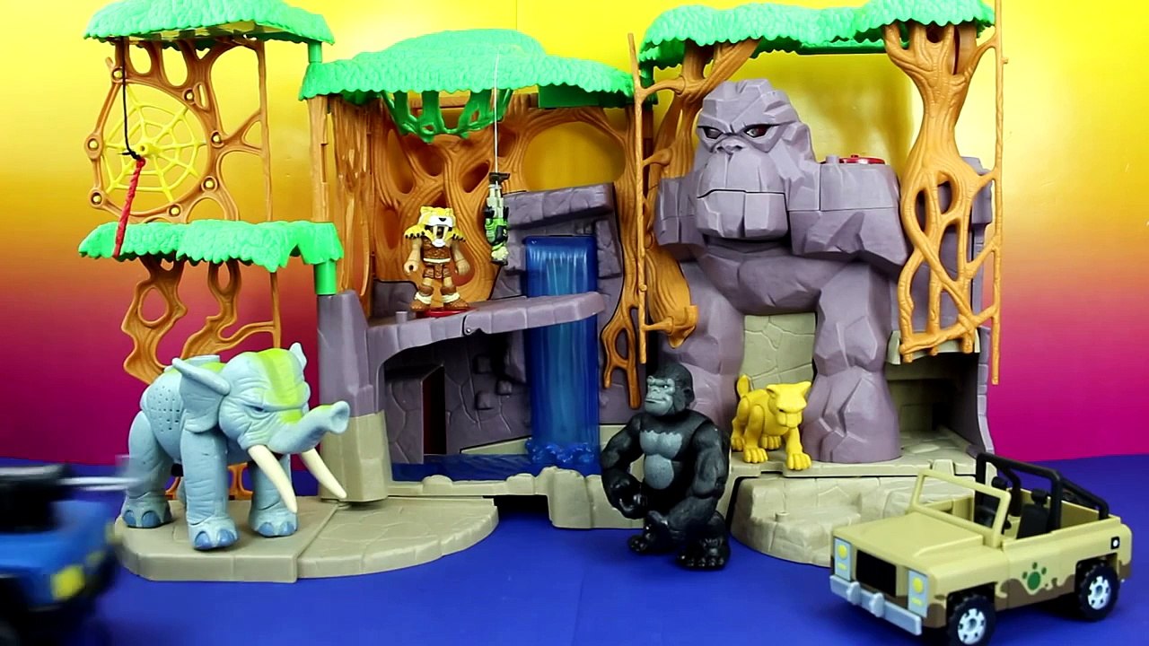 PBS Kids Wild Kratts Martin Kratt saved by Imaginext Nightwing Batman Superheroes