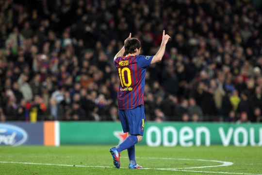 Messi scores 5 goals against Bayer Leverkusen (7-1 2011/12)