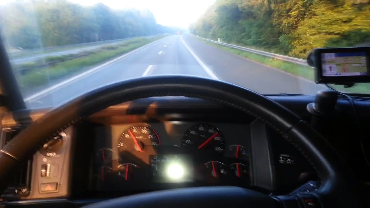 European truck driver moves to Düsseldorf