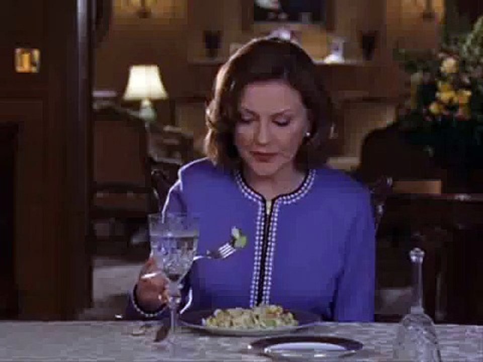 Gilmore Girls - Rory decides to go to Yale