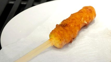 How to Make Homemade Corn Dogs