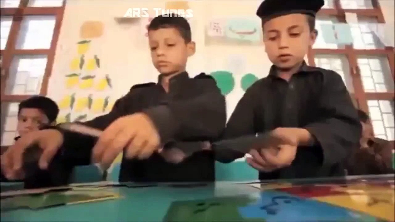 Bara Dushman Bana Phirta hai - Urdu / English Lyrics - Full Video Song - HD 1080p