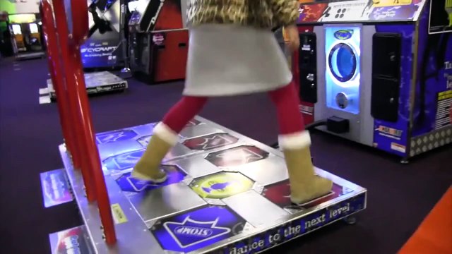 La Tête dans les Nuages à Paris, la plus grande salle de jeux vidéo d'Europe !