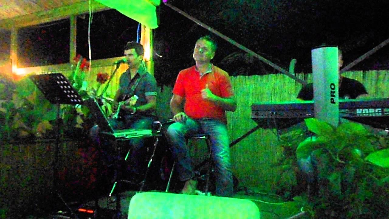 Koktel bend Veles - Sadrvani (vo zivo na bazen Snupi)