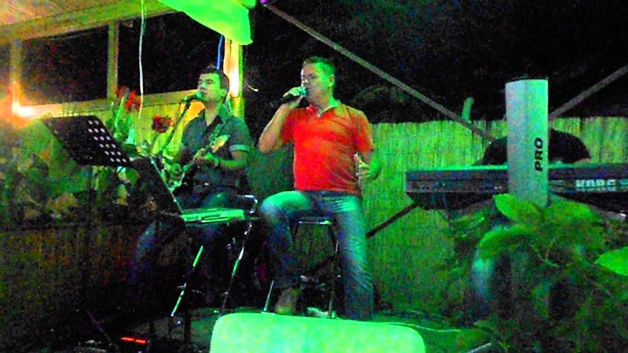 Koktel bend Veles - Noc u sibiru & Pariske kapije (vo zivo na bazen Snupi)