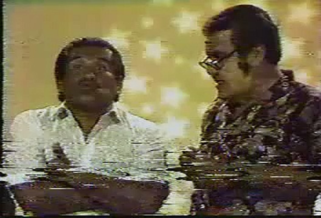 Risas y Salsa - Ricardo Belmont