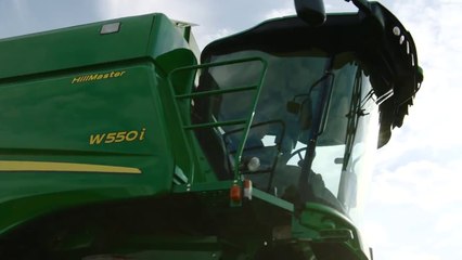 New John Deere W series Combines 2016 Teaser Video