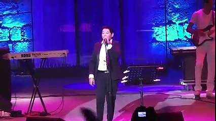 ريان يوسف يولع جمهور المسرح الاثري بقرطاج هل يستحق ؟ تعليقكم