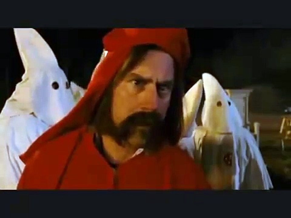 Harold and Kumar KKK Scene
