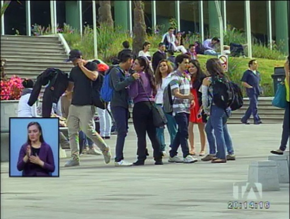 El CES aprueba reglamento para regular aranceles y matrículas en universidades particulares