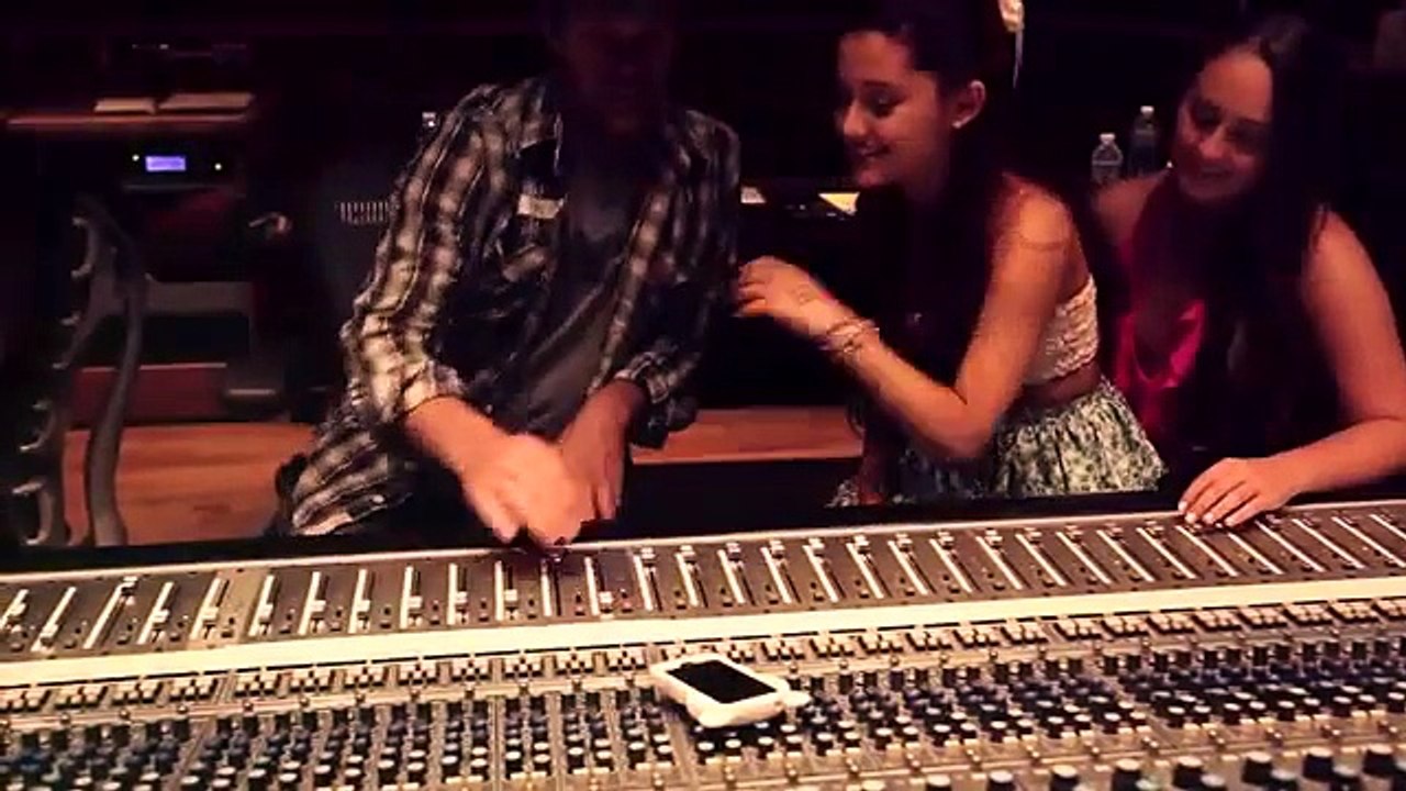 Ariana grande :-)