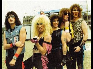 Twisted Sister - I believe in you (lyrics)