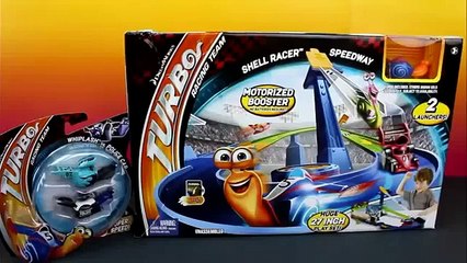 Скачать видео: Dreamworks Turbo Racing Team Shell Racer Speedway with Speed Racer Whiplash & Police Car