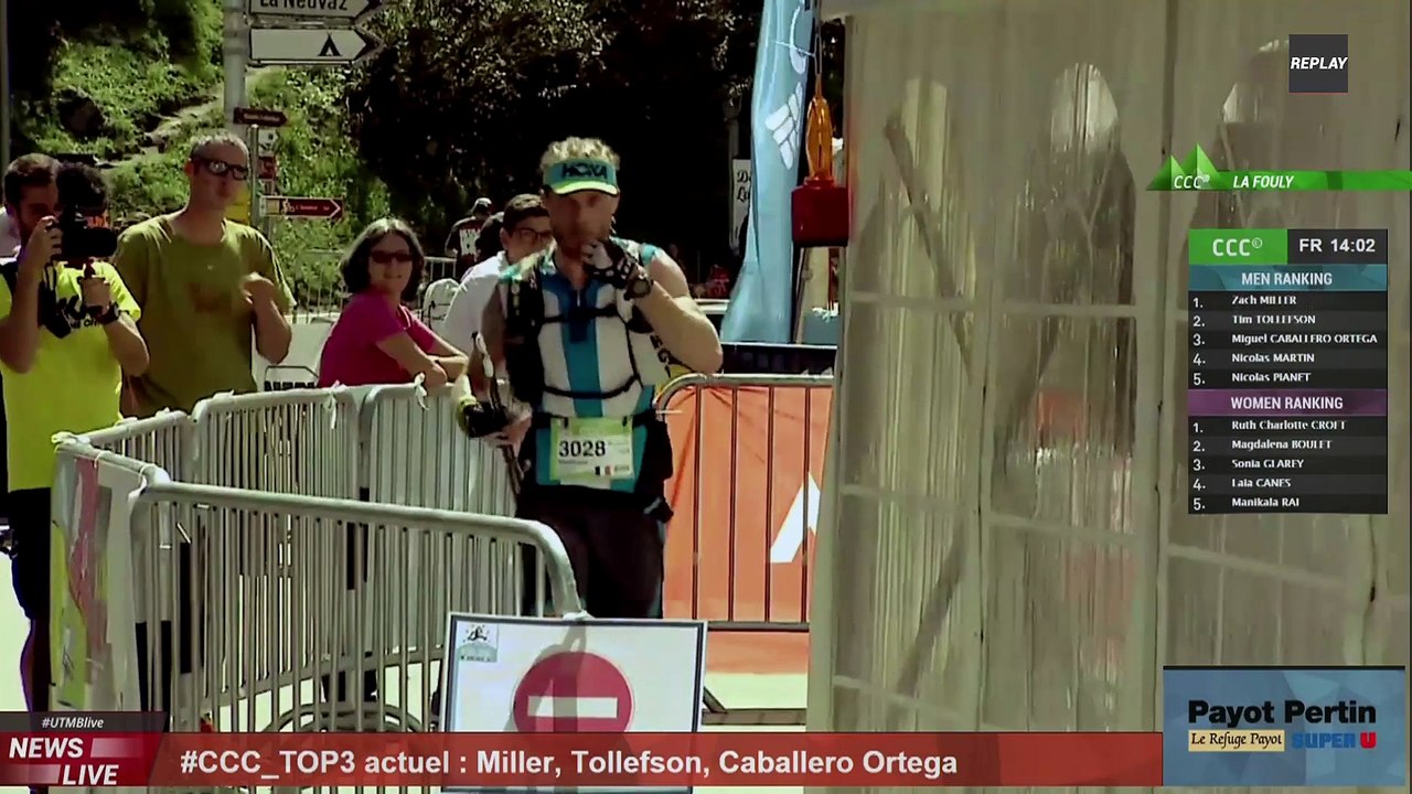 CCC ® 2015 - La Fouly arrivals 2