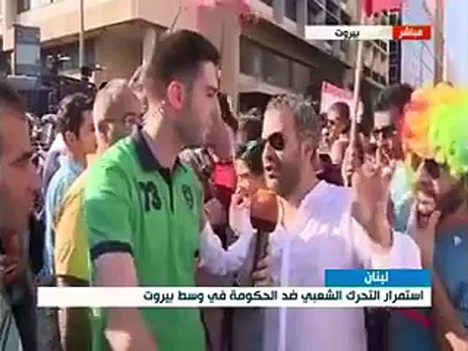 شاهد‬ ردة فعل الفنان زين العمر بعد سماعه قنبلة صوتية
