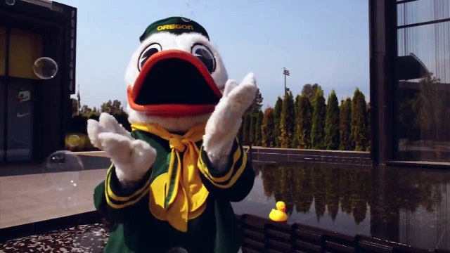 Oregon Ducks Mascot spoofs controversial Alabama Sorority Video
