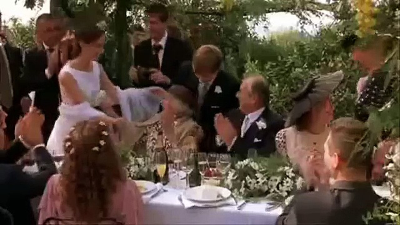 Under tuscan Sun Sob o sol de Toscana- Mv Sara Unna Canzone