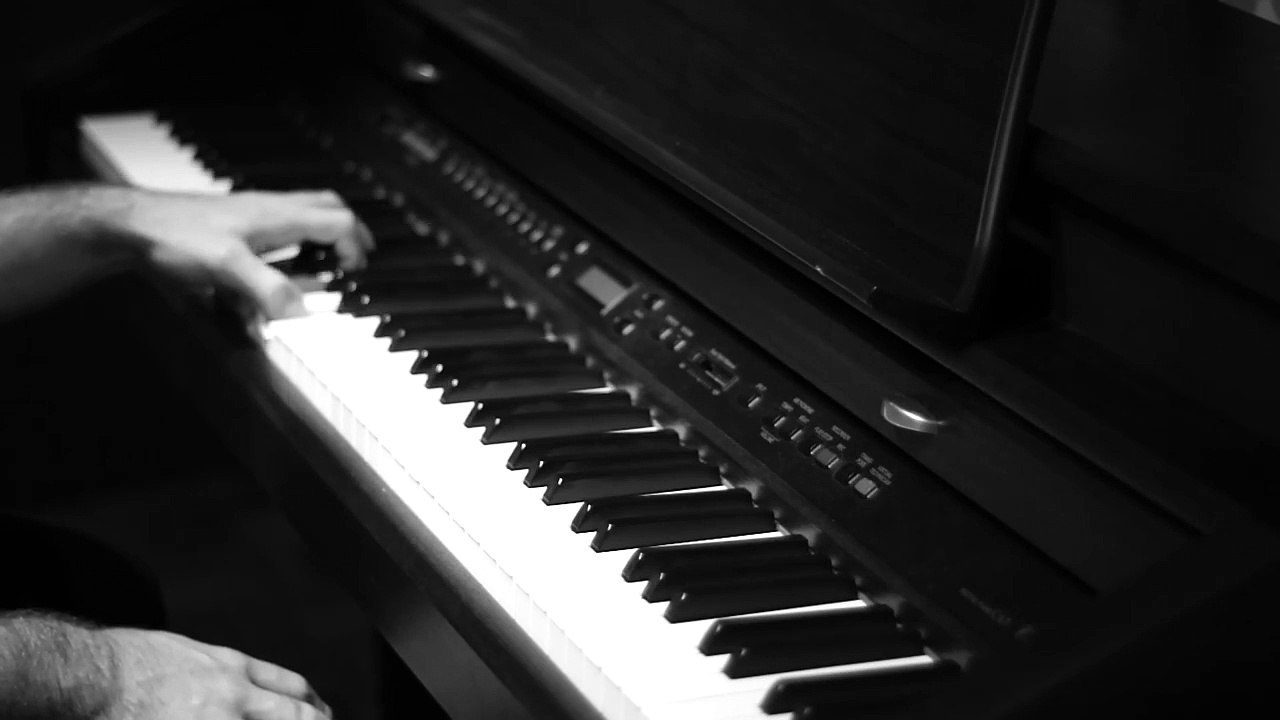 Izal - Que bien  ( Piano Instrumental )