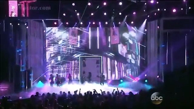Nicki Minaj twerking Billboard Music Awards 2015