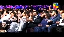 Check the Reaction of Mahira Khan When Saba Qamar Won Best Actress Award