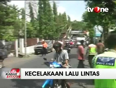 Pelajar di Bawah Umur Tabrak Dua Mobil dan Tiga Sepeda Motor