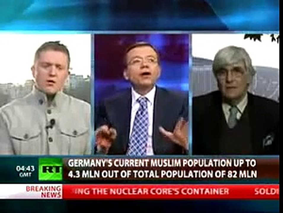 The Leader of the EDL Tommy Robinson, Educating Out of Touch Intellectuals on Islam in the UK