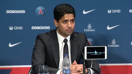 Télécharger la video: Foot - L1 - PSG : Nasser Al-Khelaïfi a confirmé que Layvin Kurzawa était la «dernière recrue»