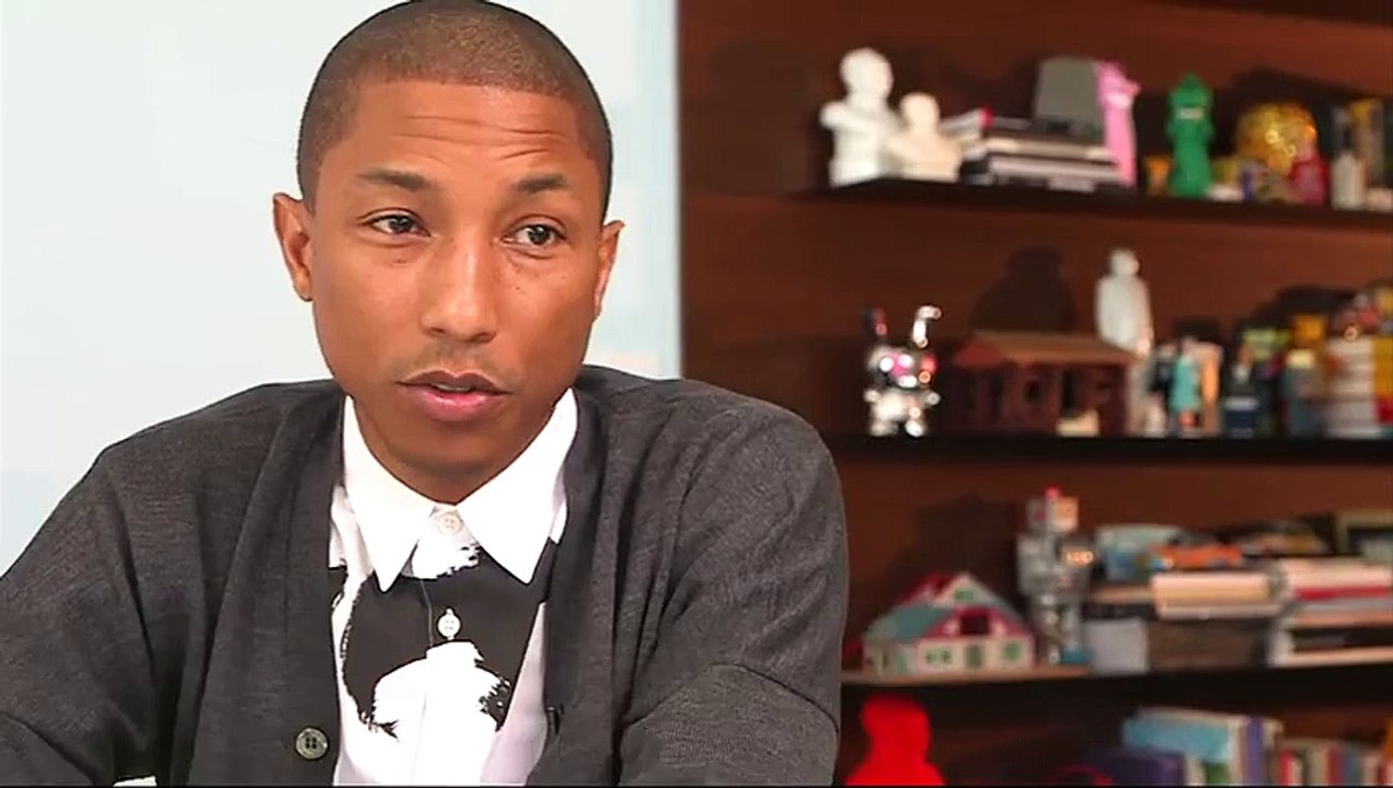 Pharrell Williams Hosts Artst Tlk