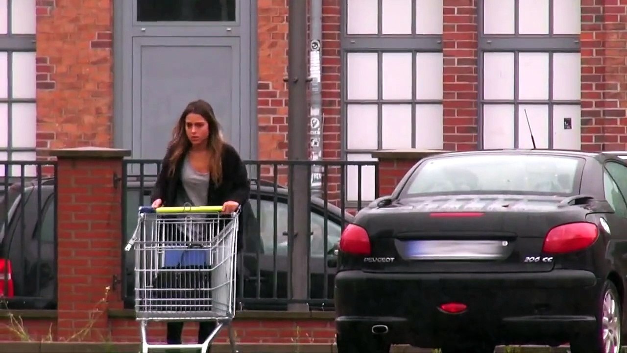 Warum so traurig, Alisa Die Bachelorette in Berlin erwischt!