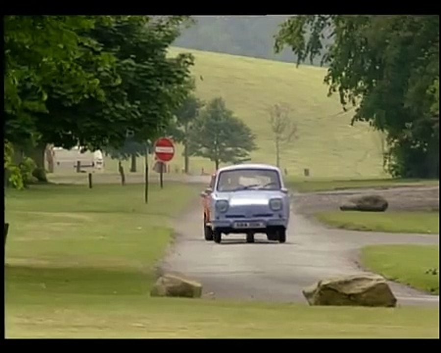 Mr. Bean - BAD driver