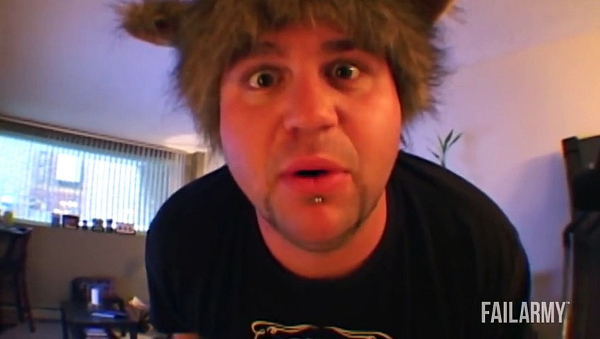 12 Ultimate Gaming Fails  FailArmy's Ode to E3