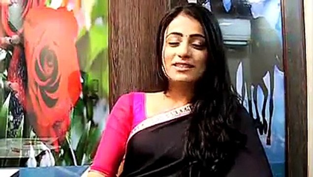 Ishani Ne Banayi Apne Bhai Ke LIye Rakhi - 28 August 2015 - Meri Aashiqui Tum Se Hi