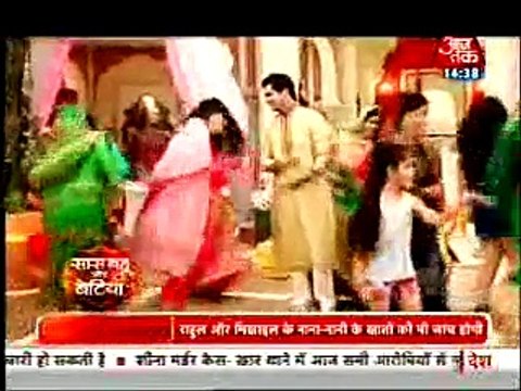 Teej ke tiyohaar mein Dance karte waqt gir gayi Akshara jis ke karan usne kho diya apna bacha - 28 august 2015 - Yeh Rishta Kya Kehlata Hai