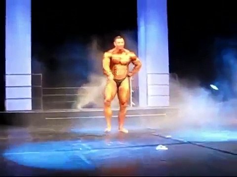 Female Bodybuilding and BB Sylvia Reyss and Gordon Piechulek FIBO 2010 Posedown