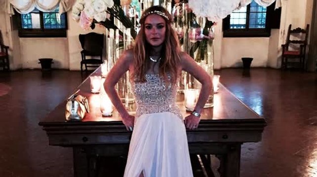 Lindsay Lohan Accused of Getting Naked During Wedding Reception
