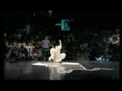 Lilou vs Ronnie Red Bull BC One 2005